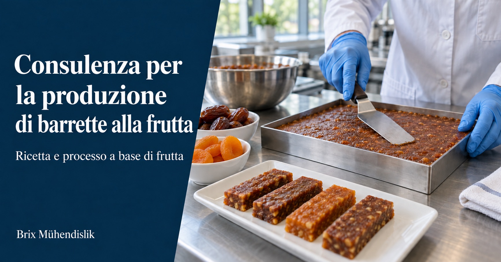 Specialista livella la pasta di frutta in uno stampo di acciaio accanto a barrette, datteri e albicocche secche nella cucina pilota.